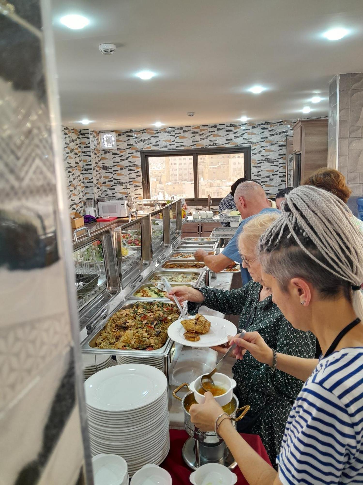 Beirut Hotel 2 New Amman Ngoại thất bức ảnh